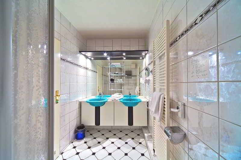 Regiohotel Germania Am Kurpark 巴特哈尔茨堡 外观 照片