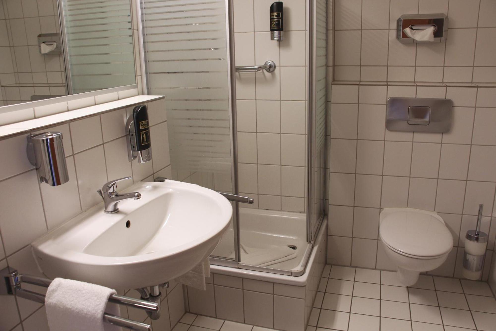 Regiohotel Germania Am Kurpark 巴特哈尔茨堡 客房 照片