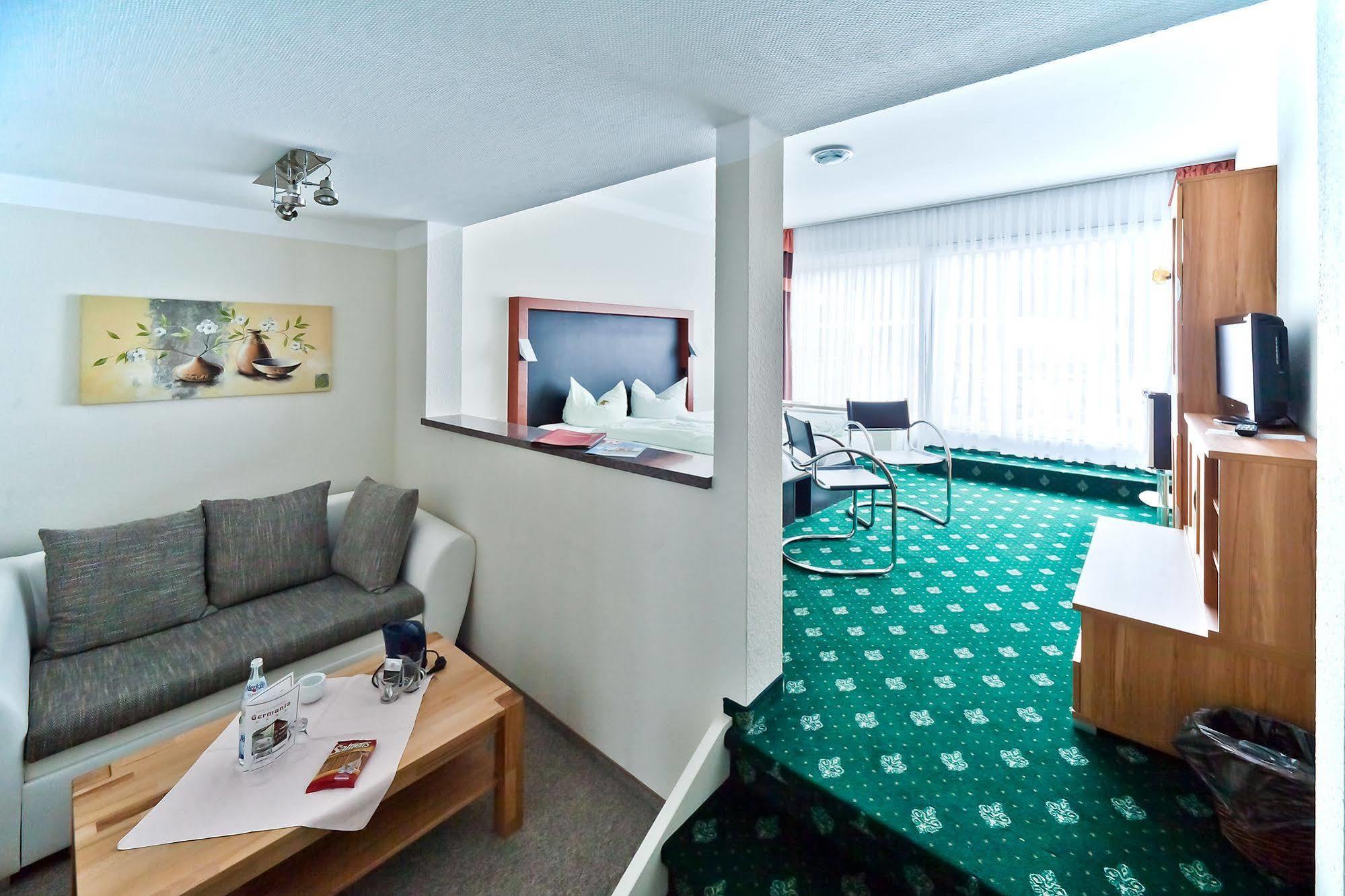 Regiohotel Germania Am Kurpark 巴特哈尔茨堡 外观 照片